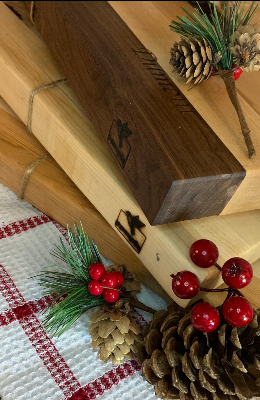 large multiwood cutting board-edge grain